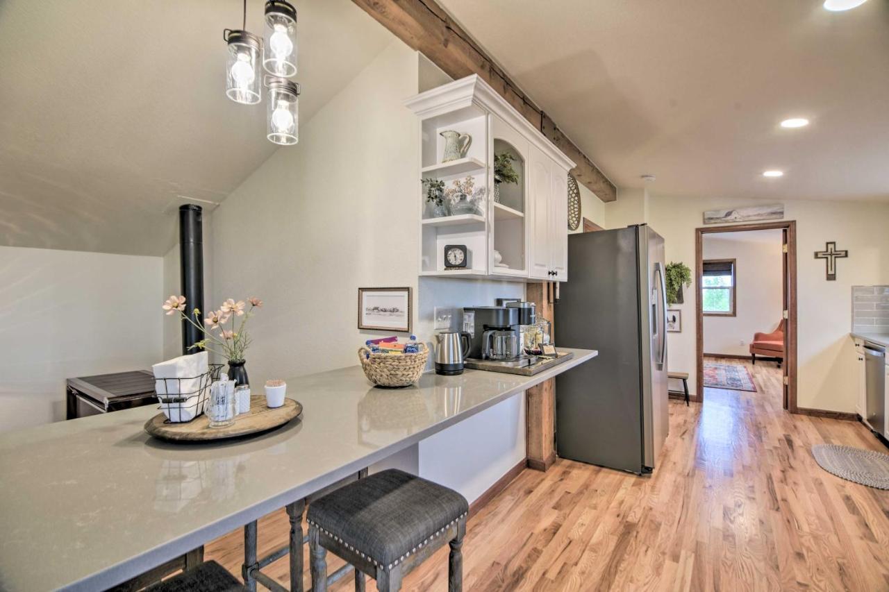 Lovely Barn Loft With Mountain Views On Horse Estate Fort Collins Exterior photo